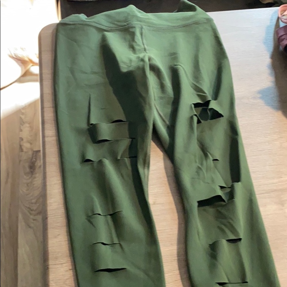 CLEANING CLOSET OUT! All yoga warrior leggings